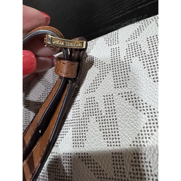 Michael Kors Fulton Large White,Gray Signature Logo Crossbody Bag - Picture 14 of 16